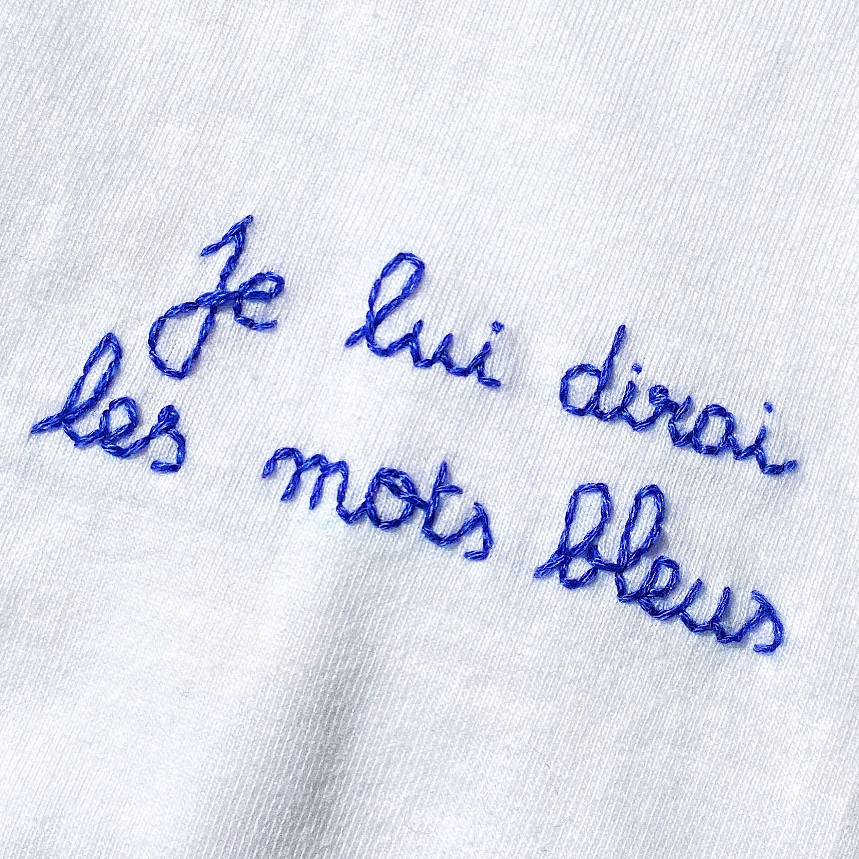 T-shirt brodé message personnalisé