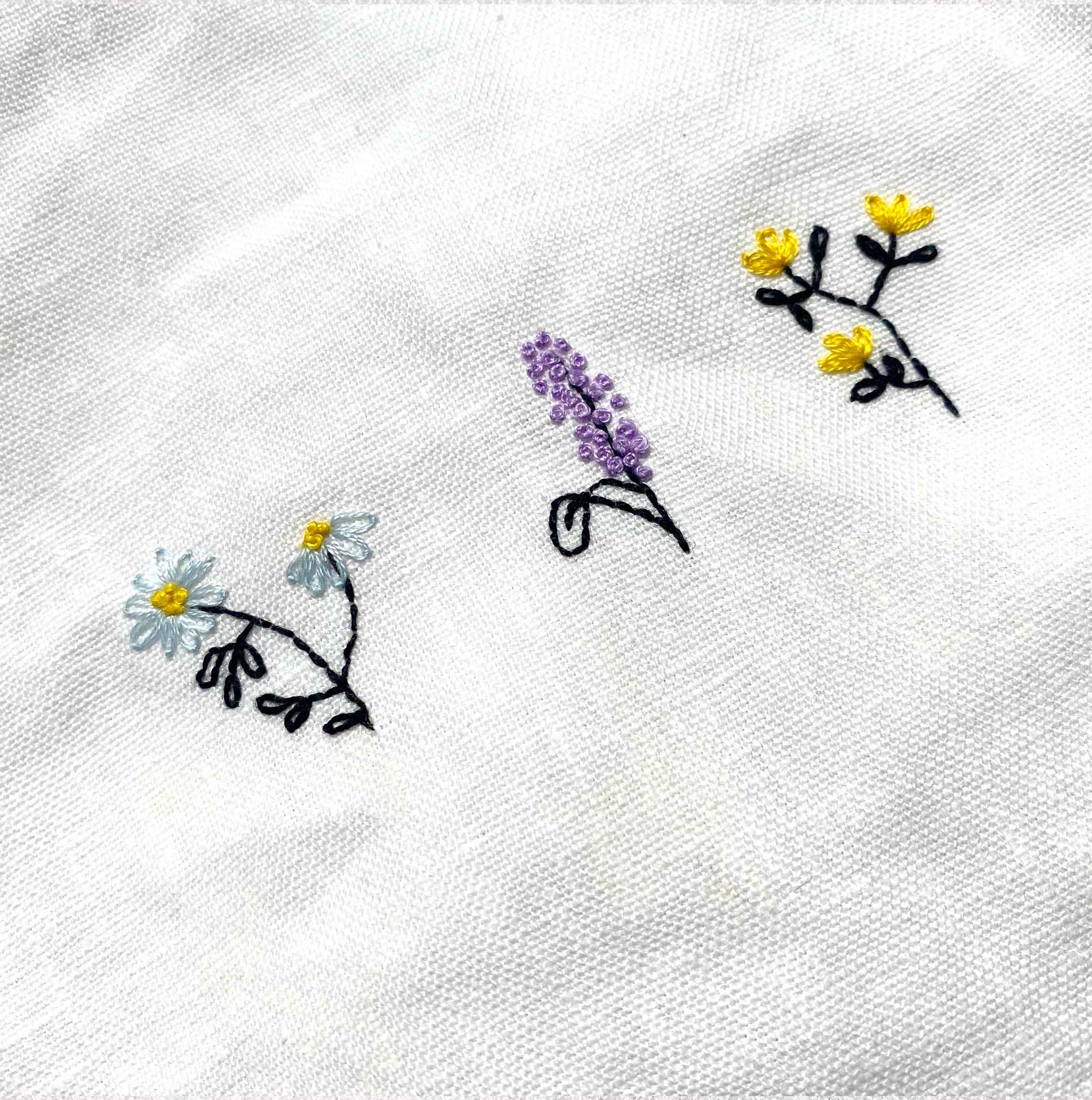 Top brodé “les fleurs”